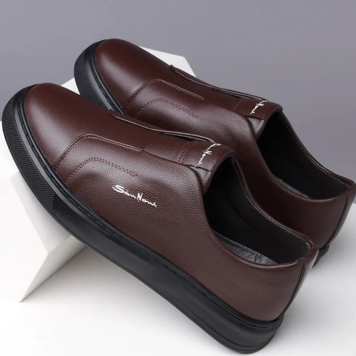 Solano Italian Sneakers