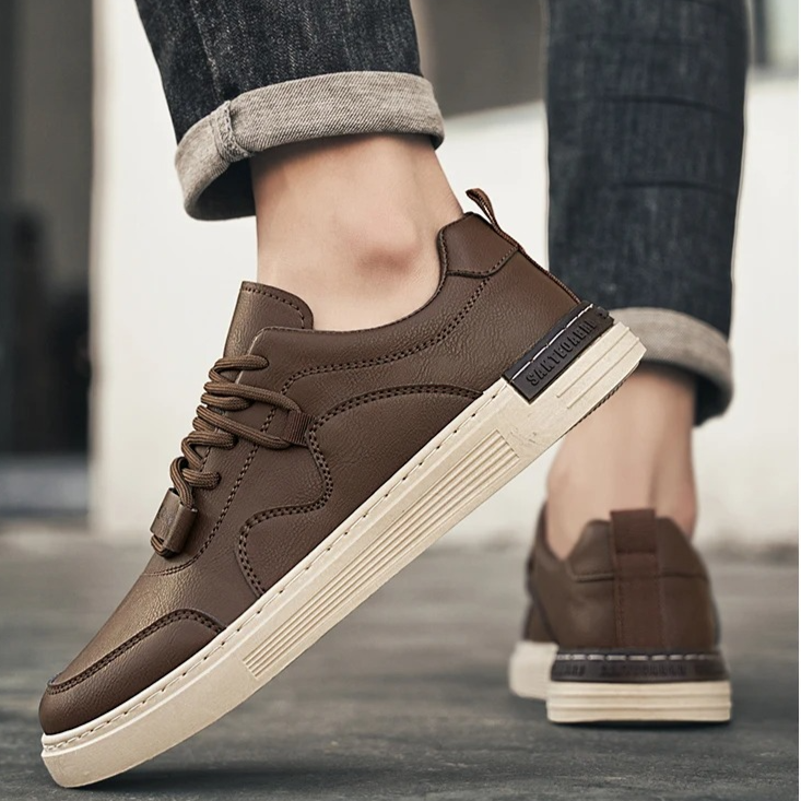 Loeikan Leather Sneakers