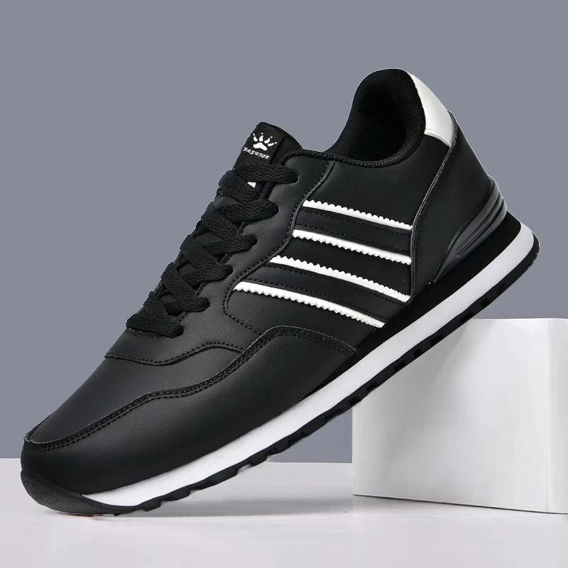 Voyager Sneakers